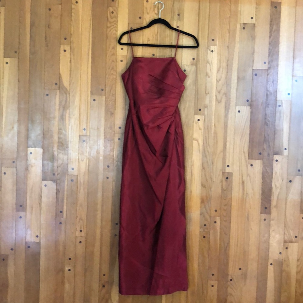 Selling a prom dress